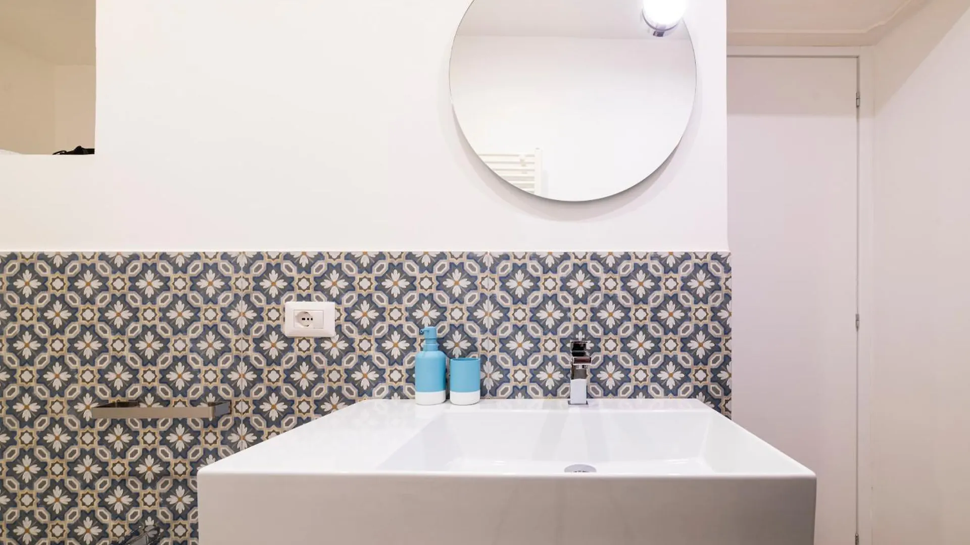 Santa Teresa Luxury Rooms Naples