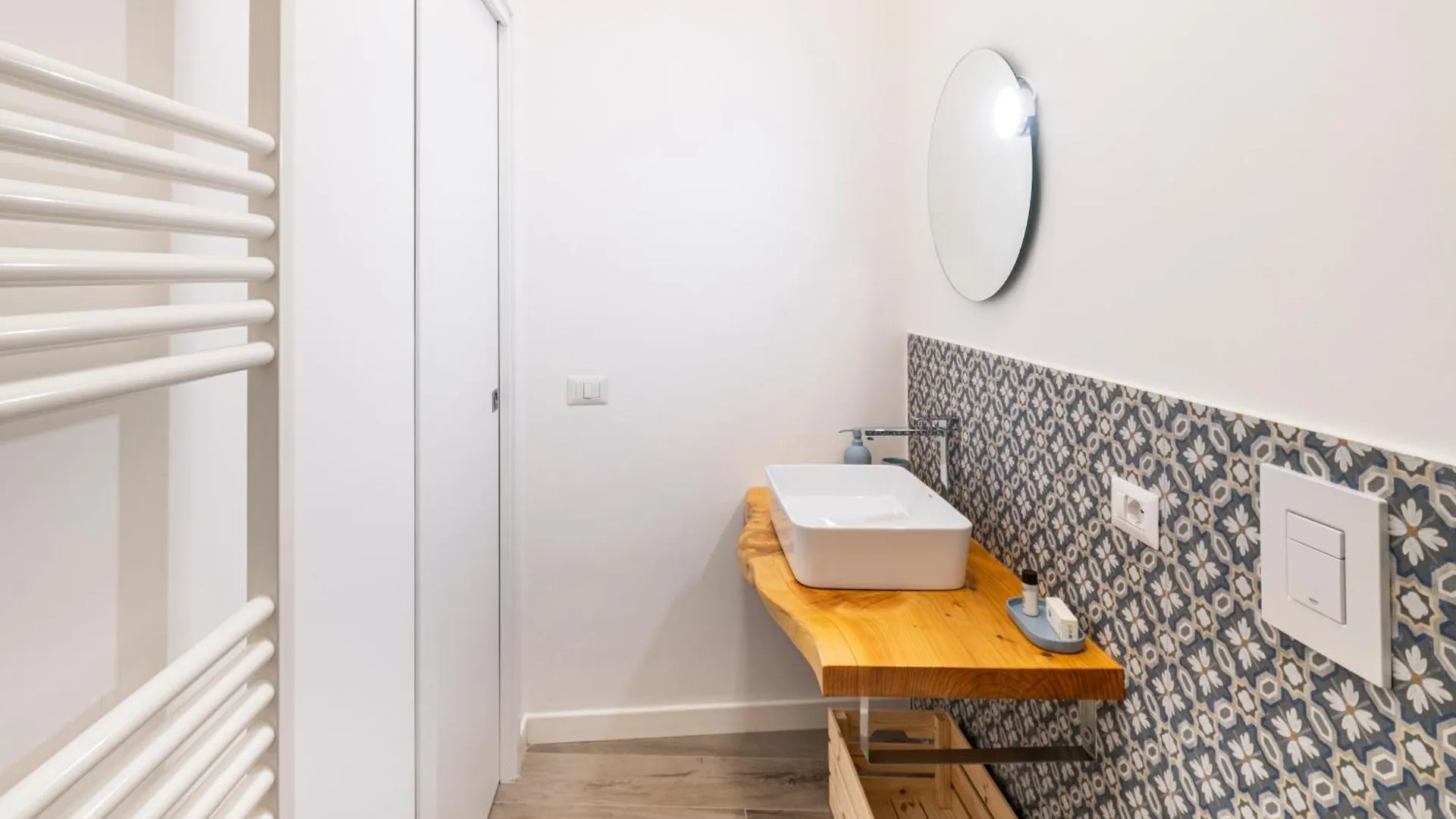 Santa Teresa Luxury Rooms Nápoly