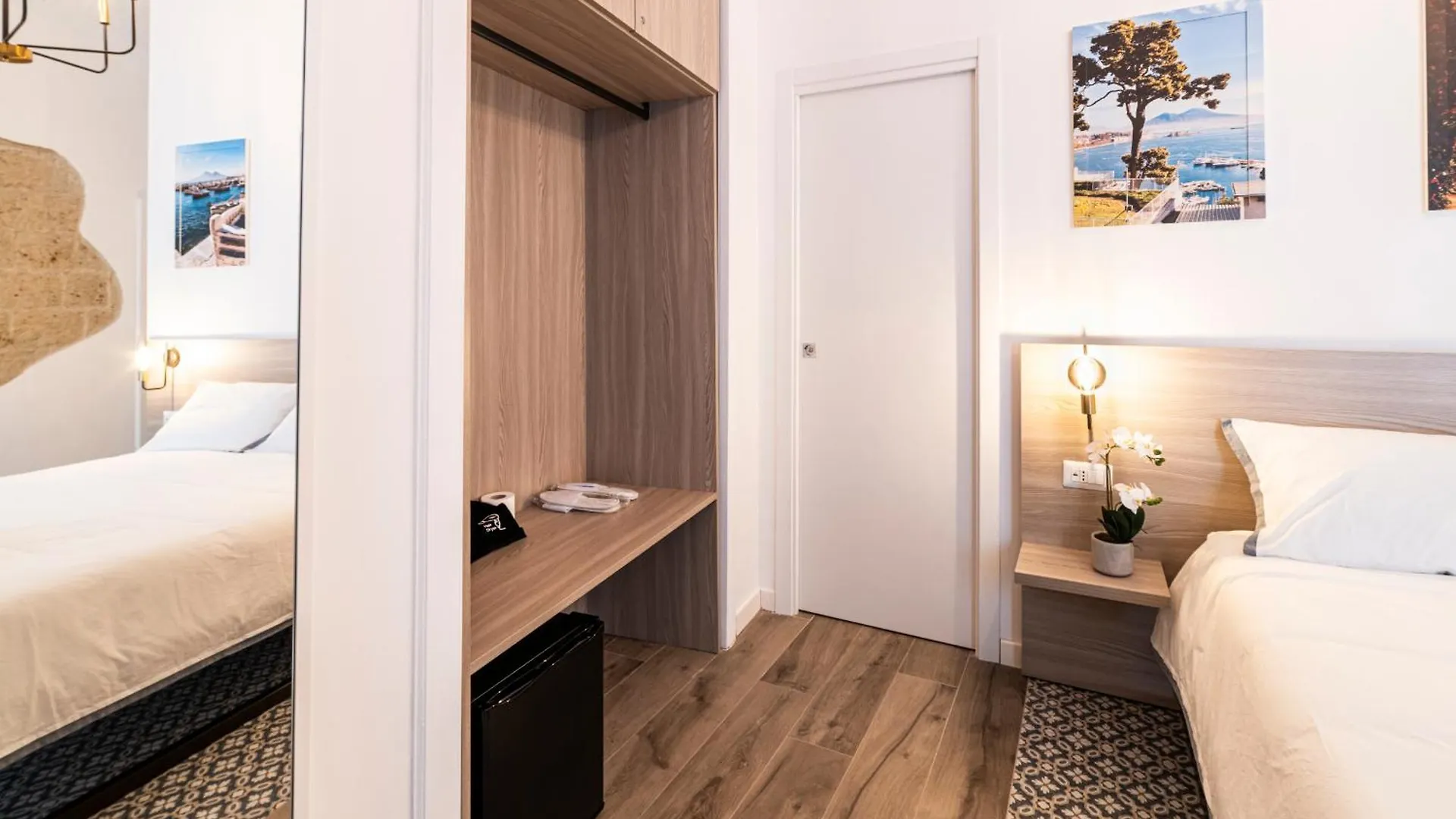 Santa Teresa Luxury Rooms Nápoly Panzió