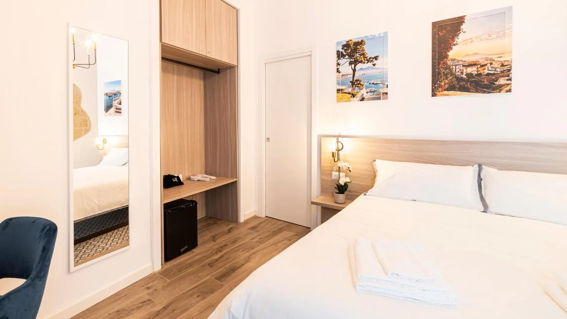 Santa Teresa Luxury Rooms Nápoly 0*,